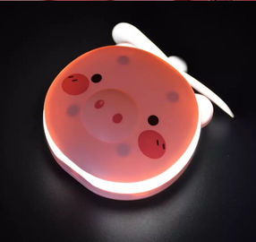 Carton USB rechargeable pig bear mini fan LED light cosmetic make up mirror LED light fan