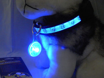 Pet Dog LED glowing pendant necklace Safety puppy Cat Night Light Flashing Collar Glowing in Dark